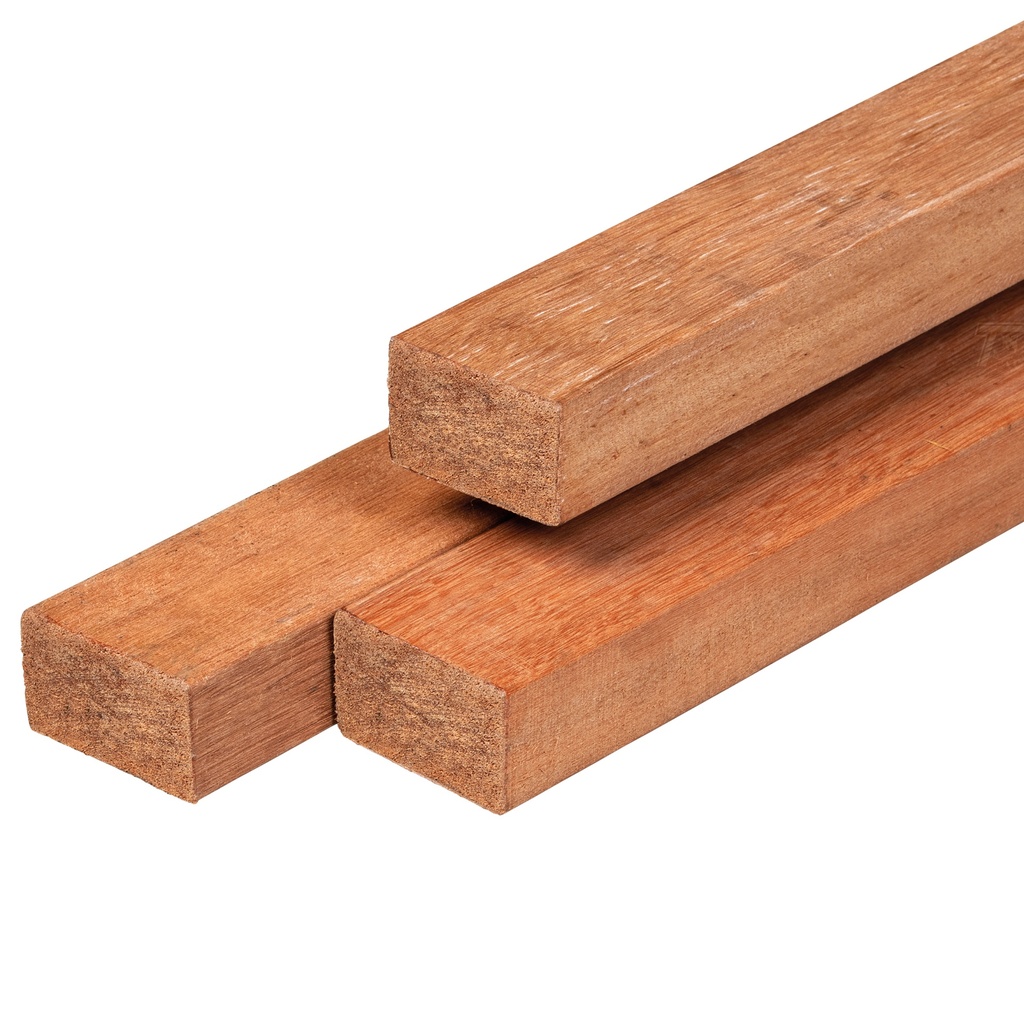 Hardhout timmerhout kunstmatig gedroogd 4.4x8.8x305cm geschaafd 4rh rondom glad met 4 ronde hoeken houtsoort: Keruing  